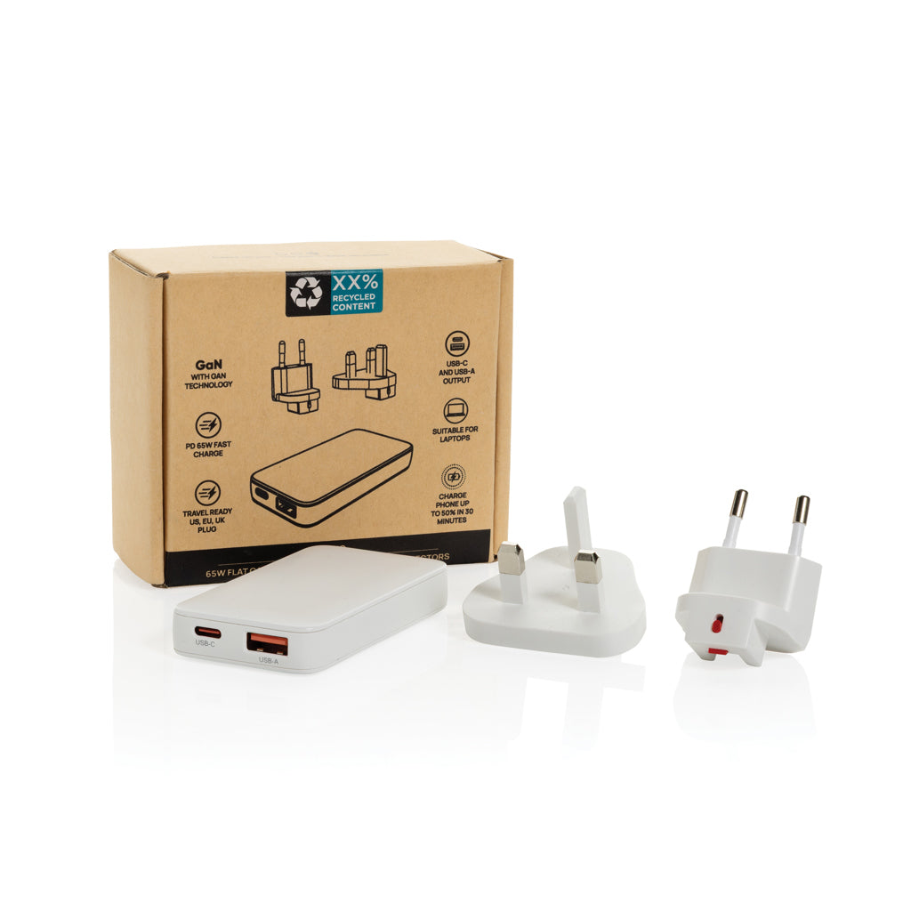 Fluxo RCS 65W flat GAN charger with universal connectors