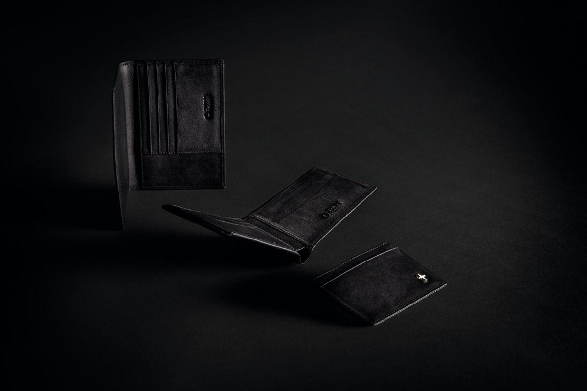 Rfid Anti-Skimming Passport Holder