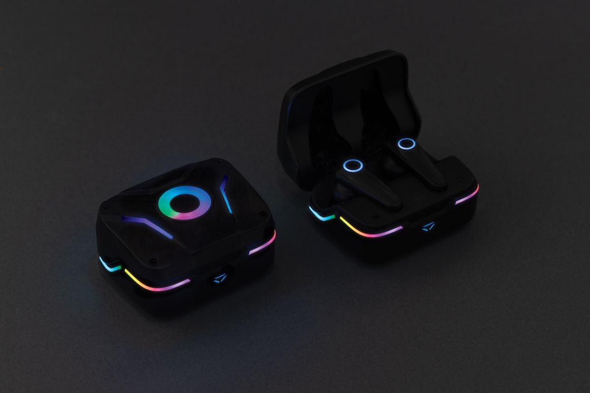 RGB spēļu austiņas ar mikrofona funkciju