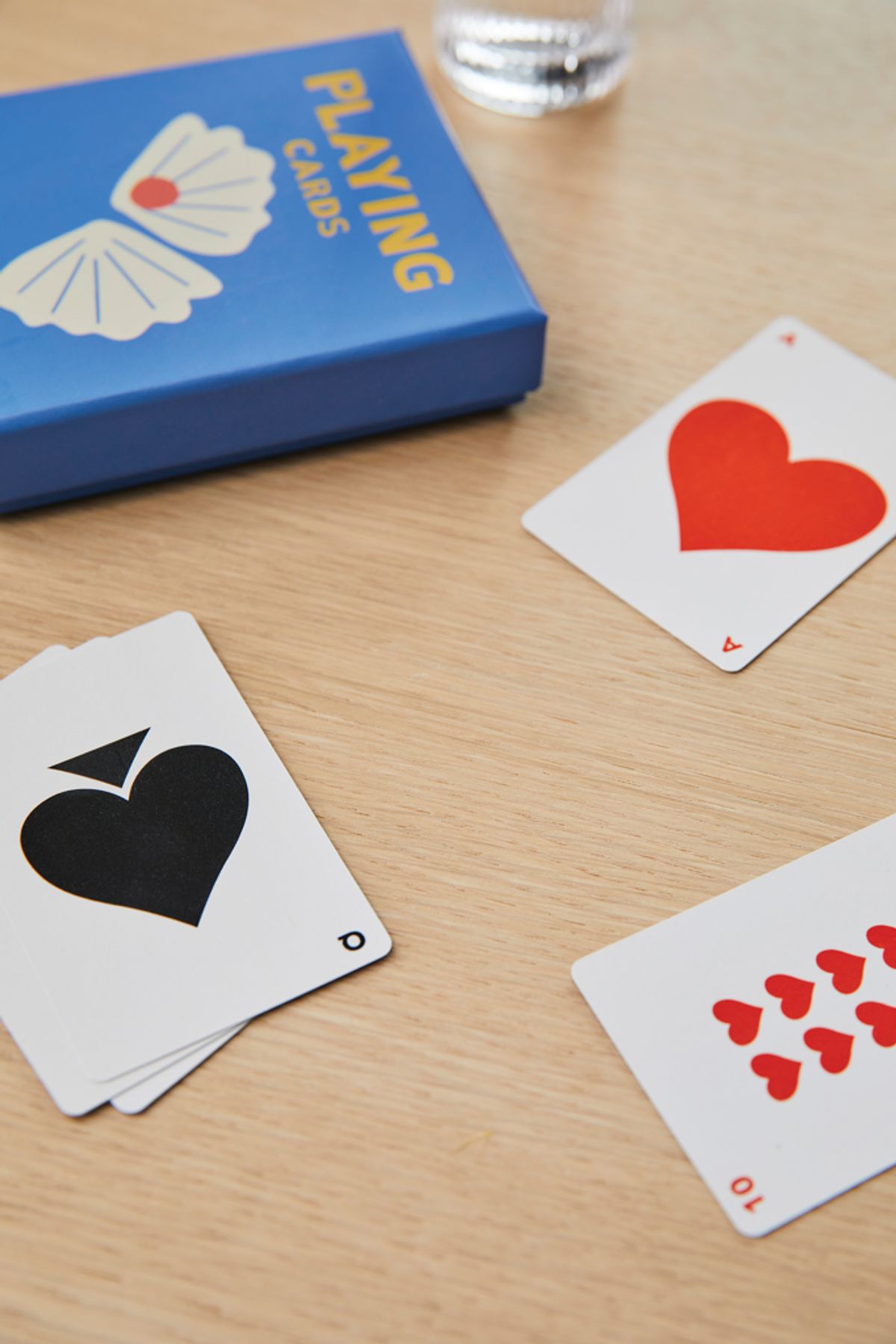 Vinga Playing Cards Coffee Table Edt.
