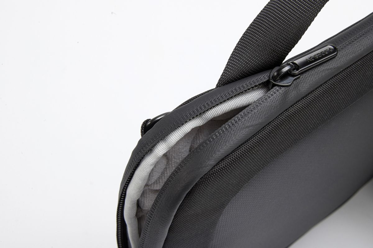 Xd Design 16 collu klēpjdatora soma