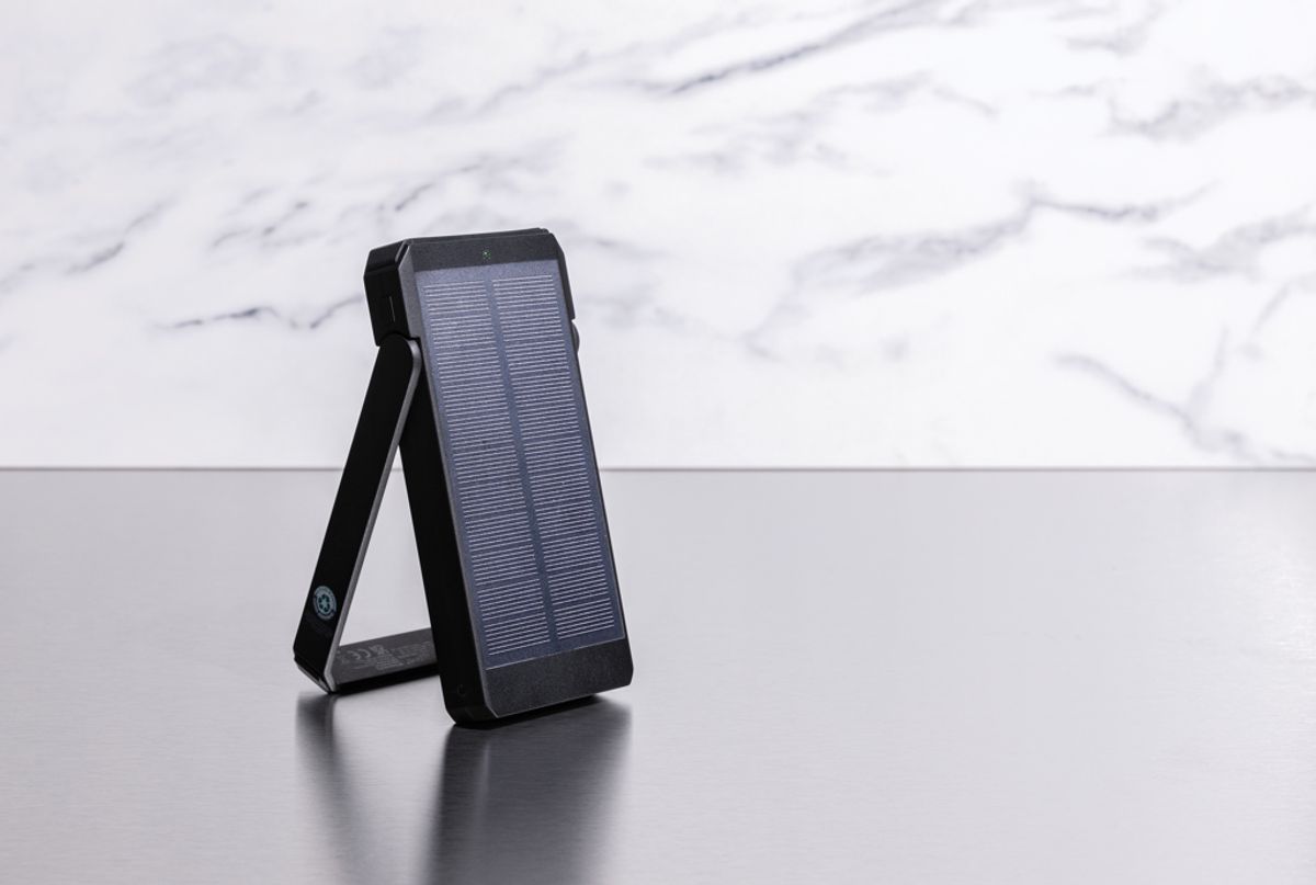 Skywave Rcs pārstrādāta plastmasa saules enerģijas powerbank 10000 mAh