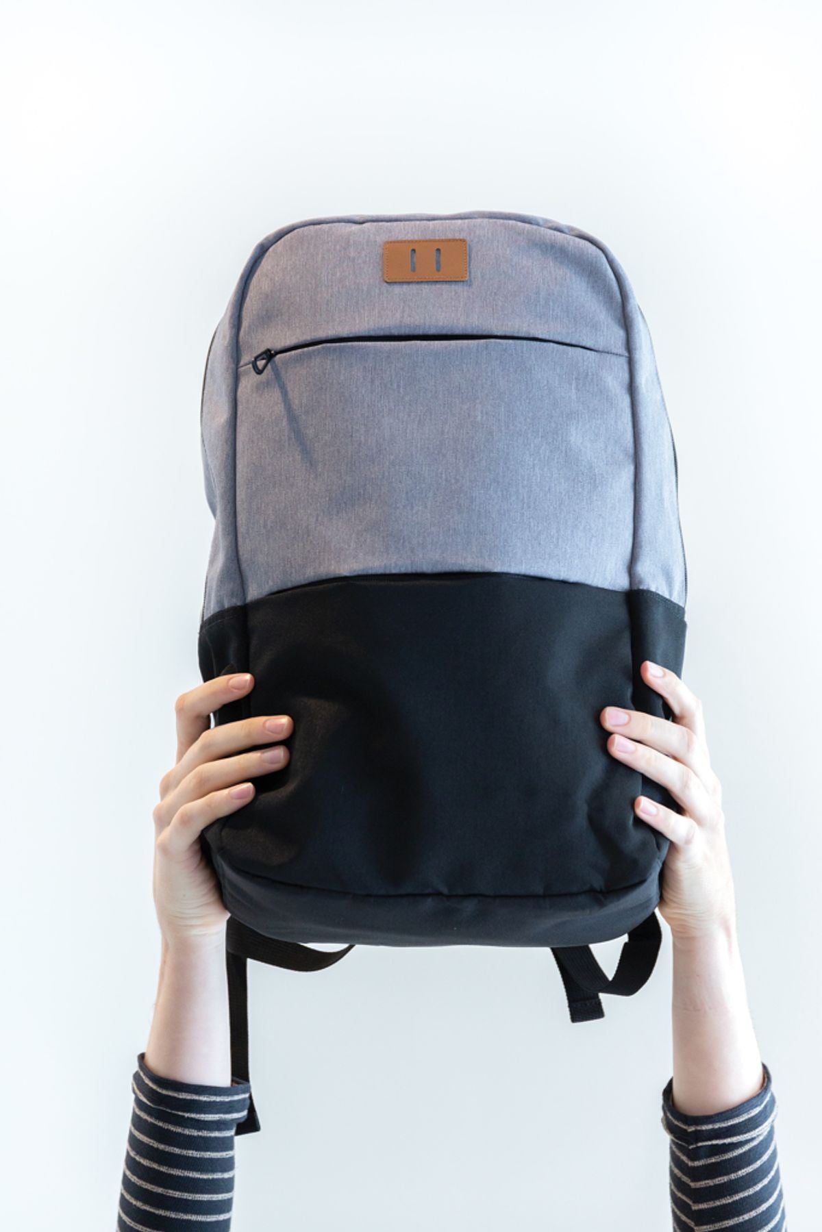 Modern 15.6" Usb & Rfid Laptop Backpack Pvc Free