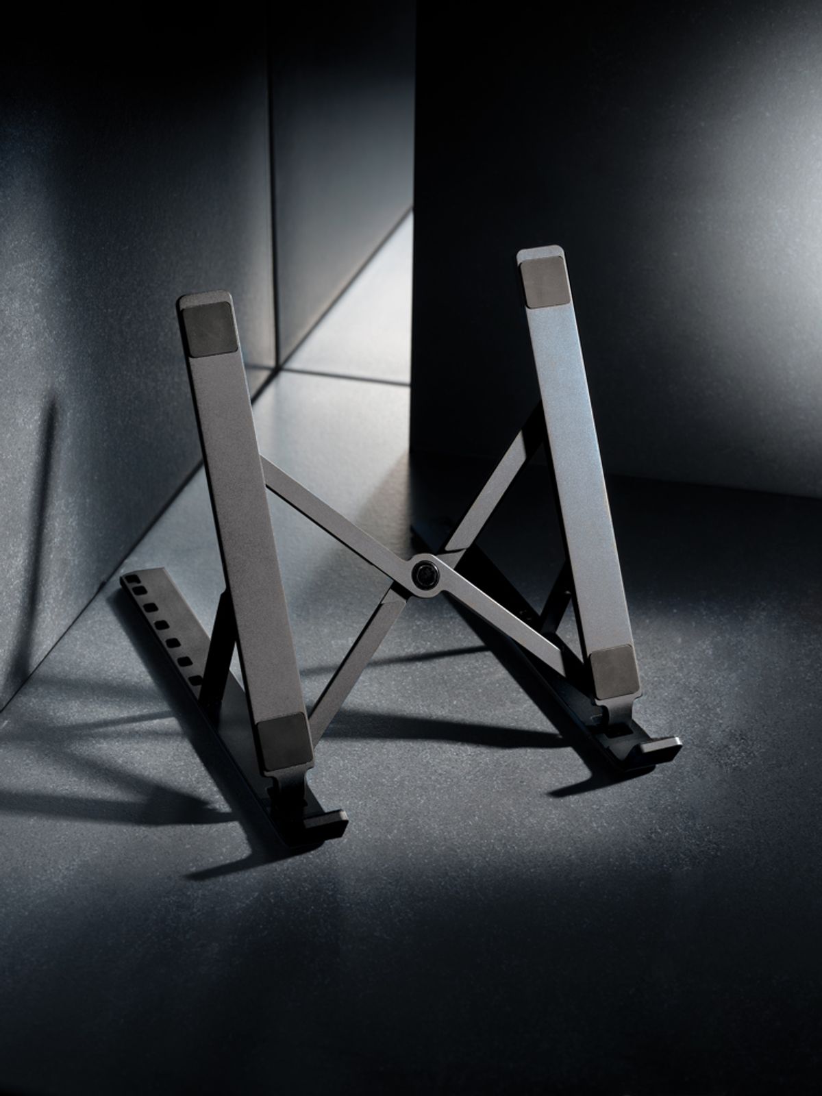 Terra Rcs Recycled Aluminium Universal Laptop/Tablet Stand