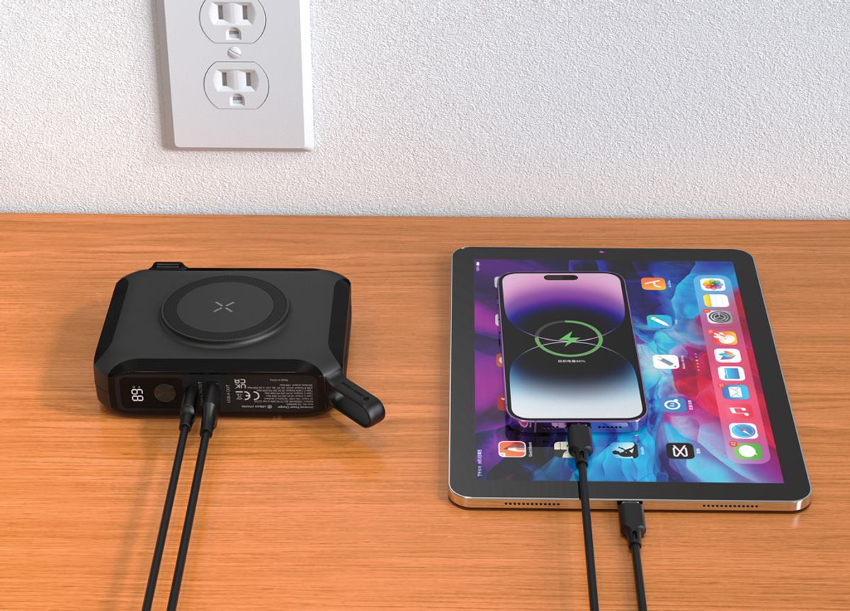 Urban Vitamin Oxnard 5 In 1 65W Universal Charger