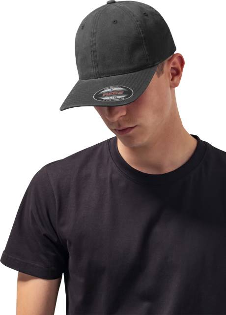 6997