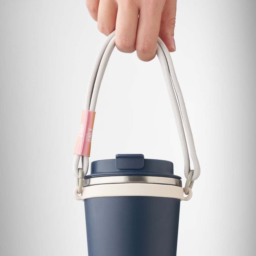 MLBH01 - Tripple cord bottle carrier with logo label