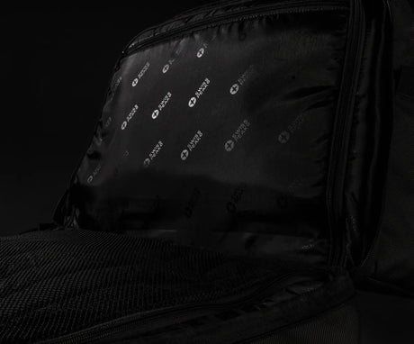 Swiss Peak Rfid Duffle With Suitcase Opening