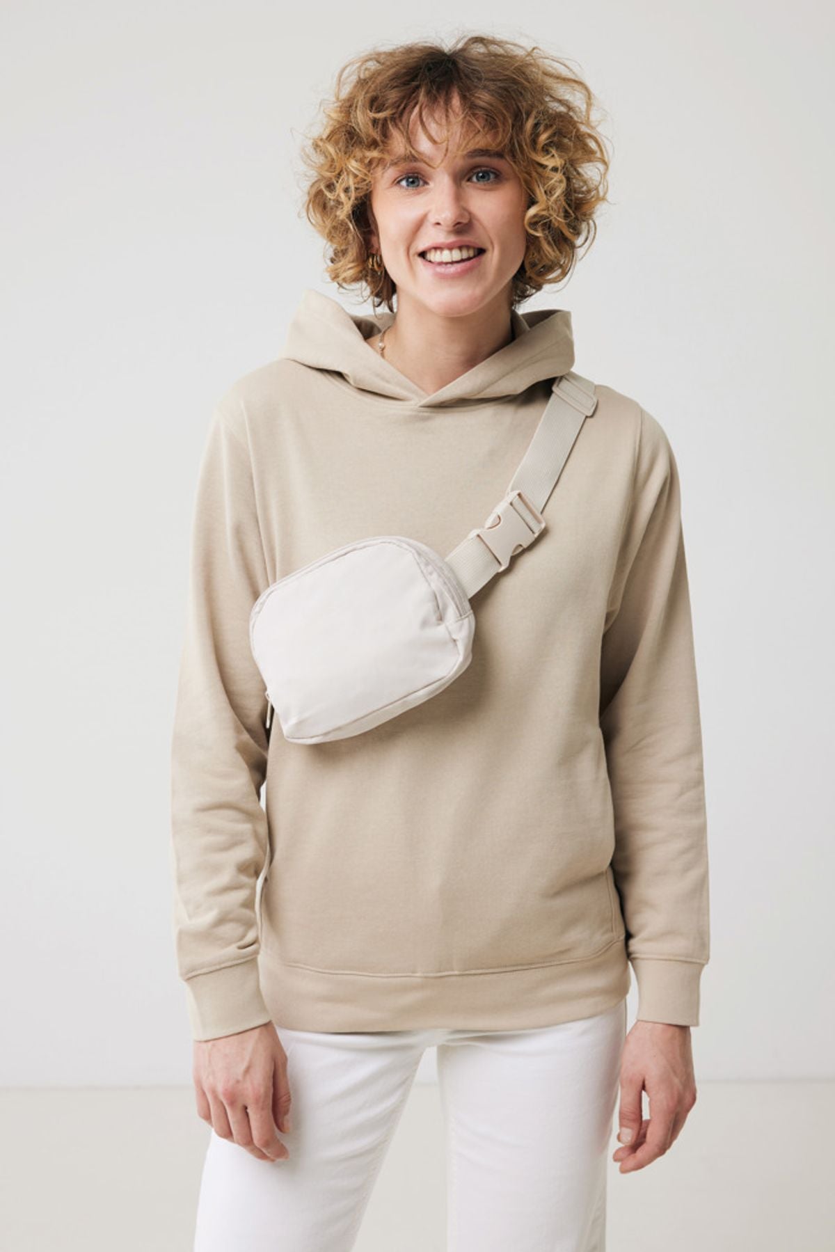 Aero Aware™ Rpet Everyday Sling Bag