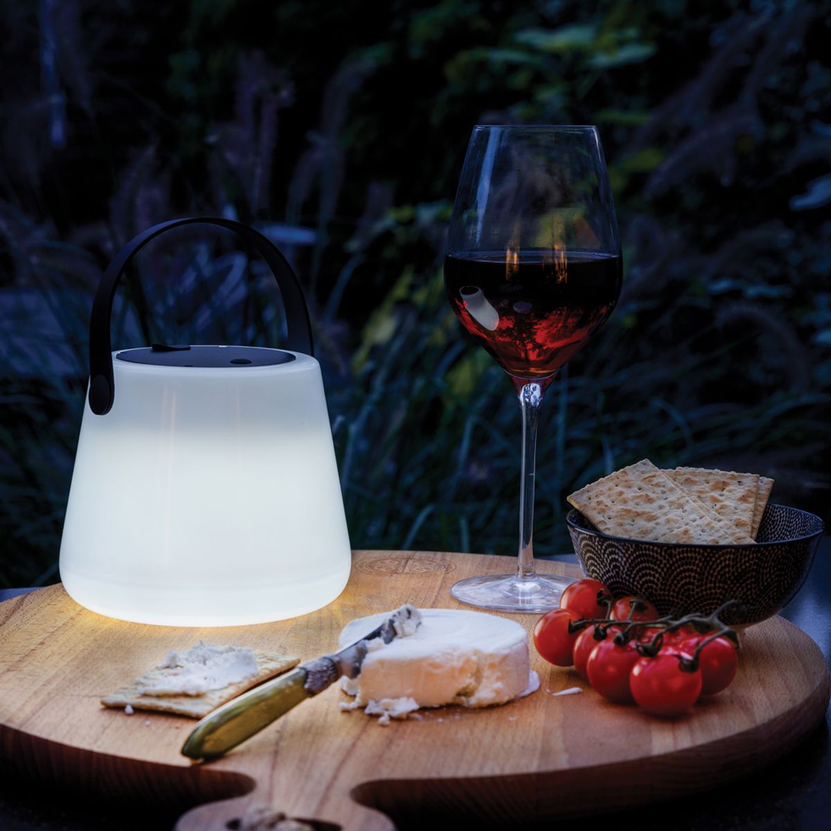 Solarglow Rcs Recycled Abs Usb-Rechargeable Outdoor Light