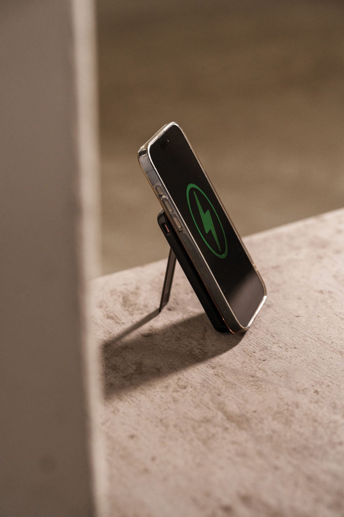 Urban Vitamin Redwood 5In1 5000Mah 20W Pd Magnetic Powerbank