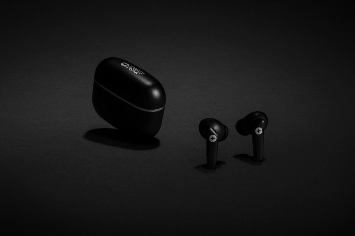 Rcs Recycled Plastic Swiss Peak Tws Earbuds 2.0
