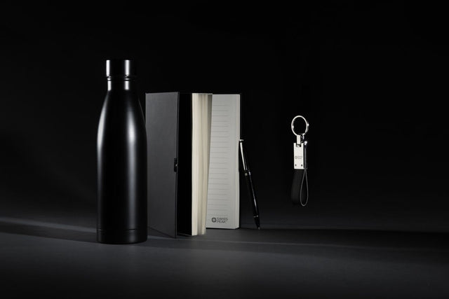 Swiss Peak Rcs Deluxe Business Gift Set W/ Water Bottle