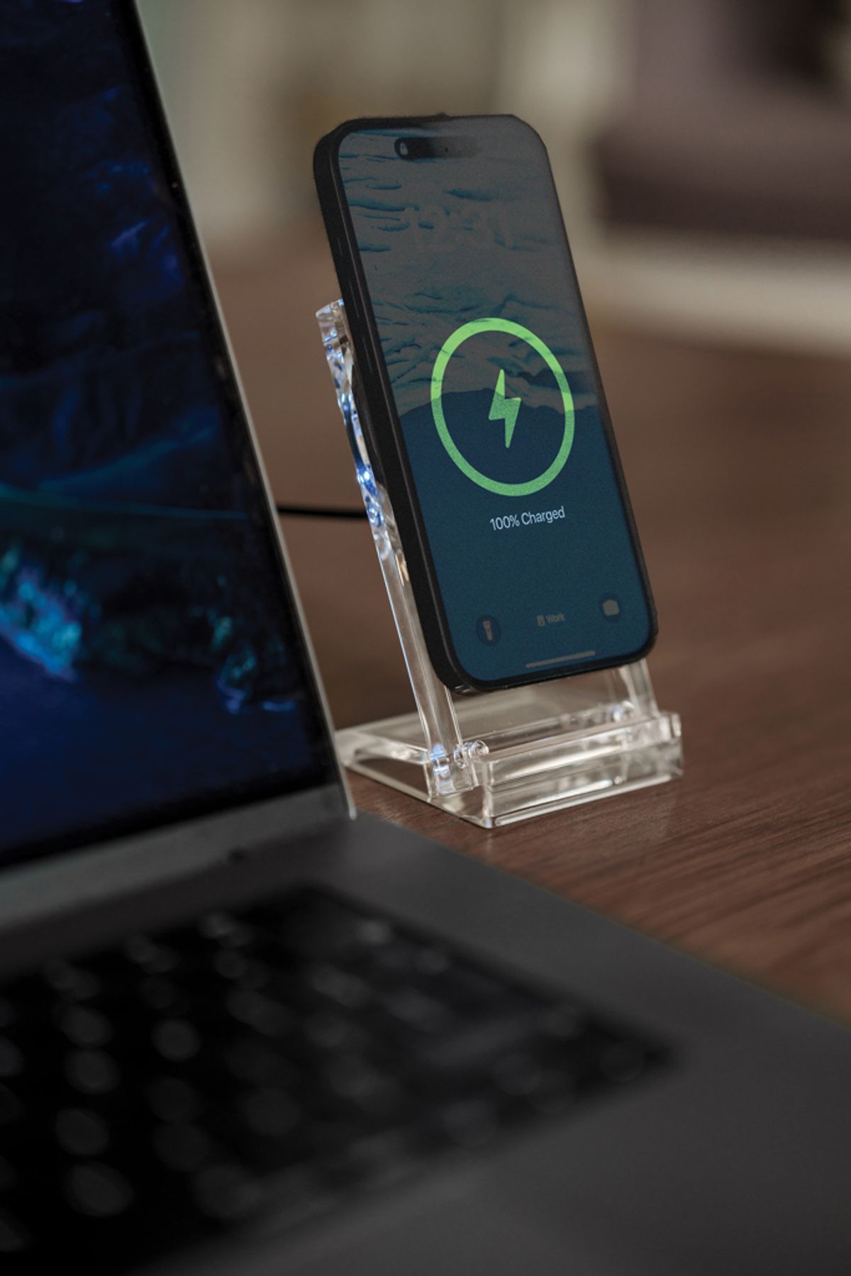 Magcharge 15W Magnetic Wireless Charging Stand