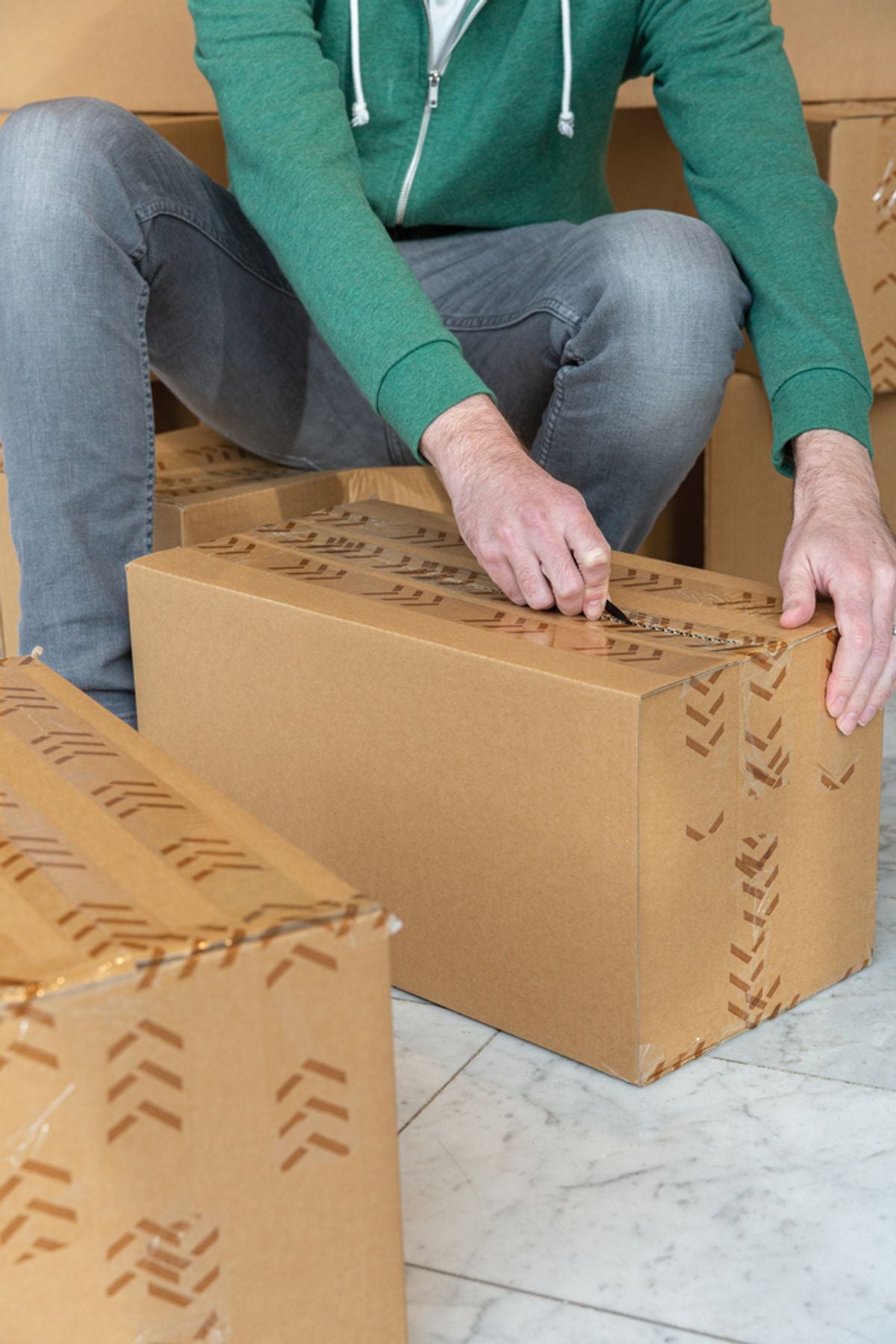 Parcel Cutter