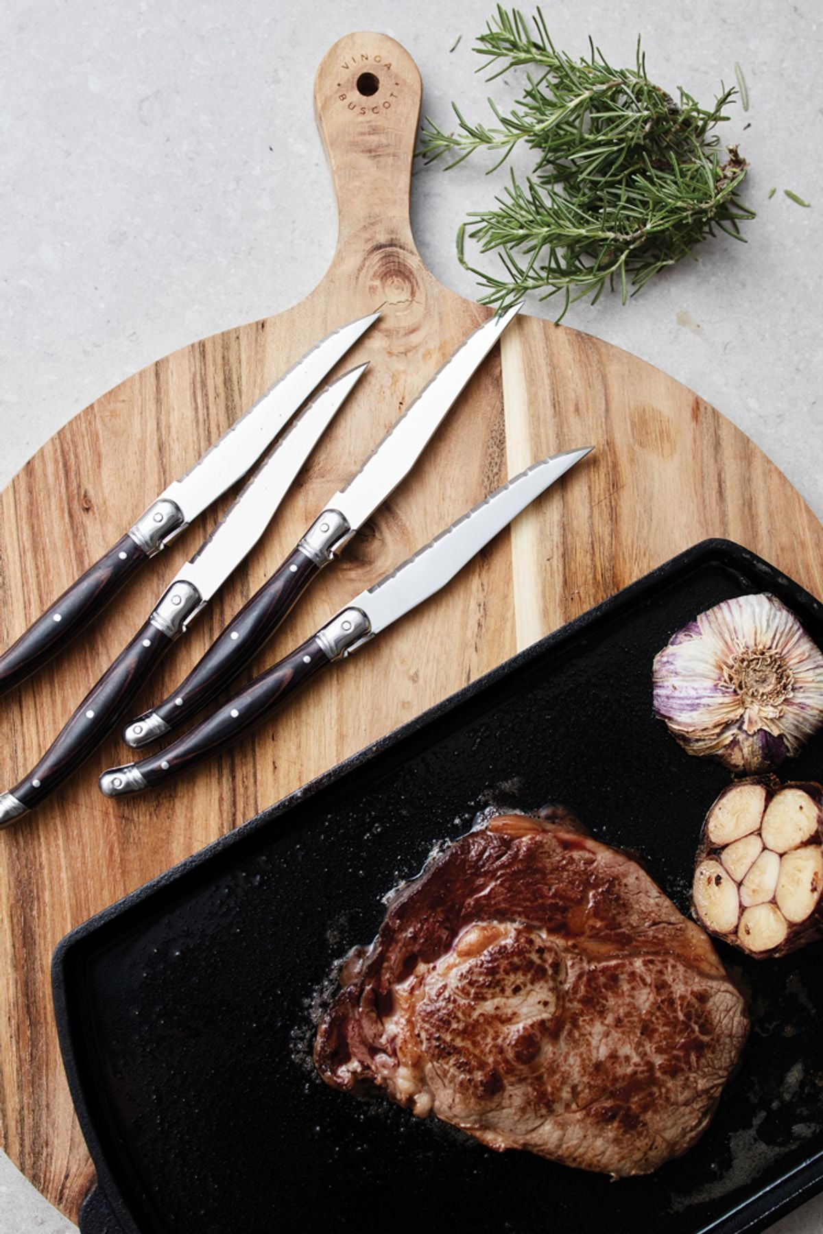Vinga Gigaro Meat Knives