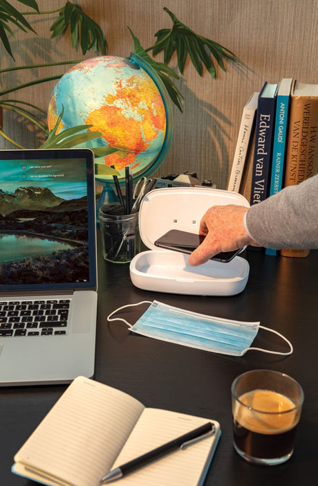 Uv-C Steriliser Box With 5W Wireless Charger