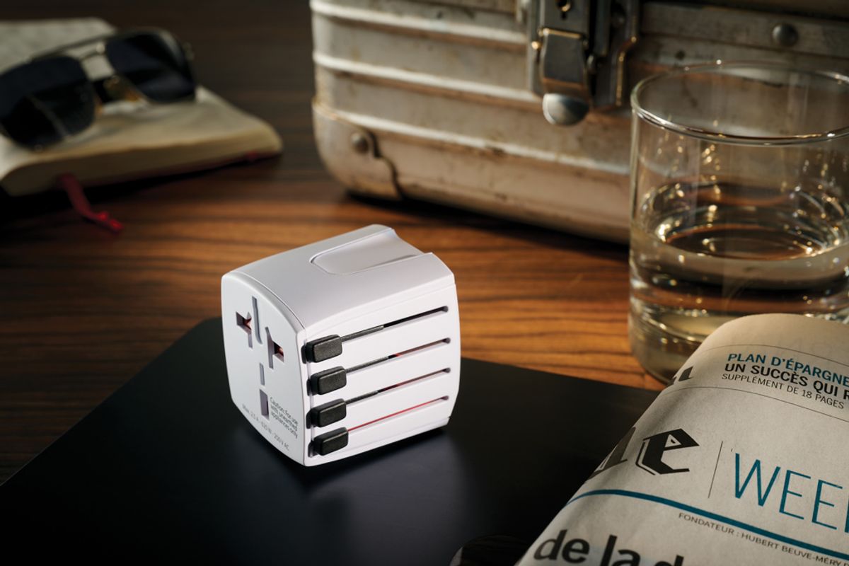 Skross World Travel Adapter Muv Micro