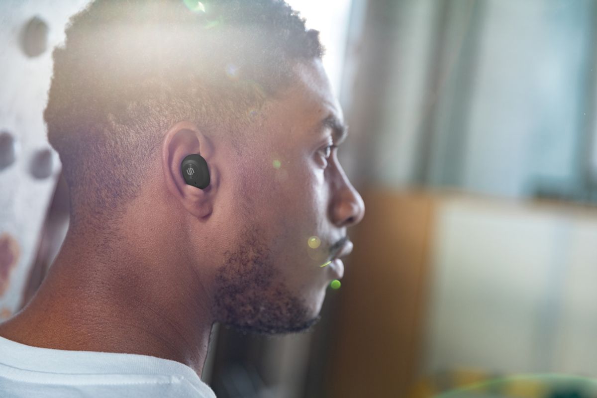 Urban Vitamin Palm Springs Rcs Rplastic Enc Earbuds