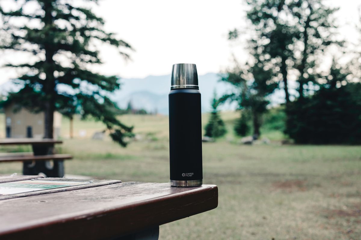 Swiss Peak Elite 1L Copper Vacuum Flask