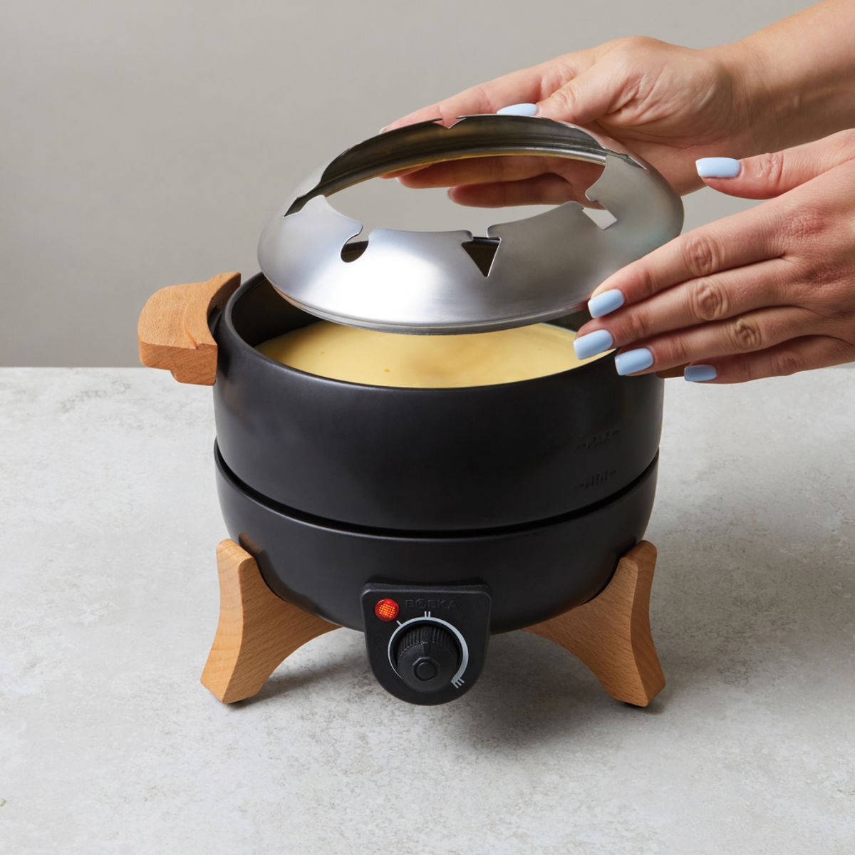 Boska Electric Party Fondue Set - 2.3L (Eu Type F)