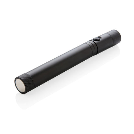 Telescopic Light With Magnet
