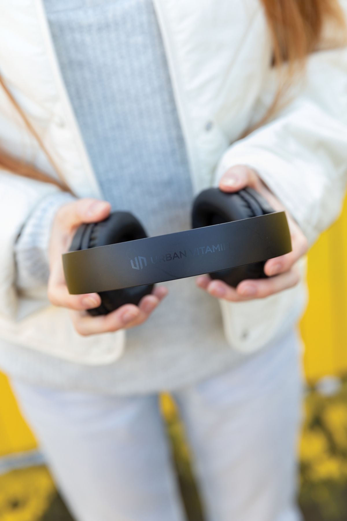 Urban Vitamin Belmont Wireless Headphone