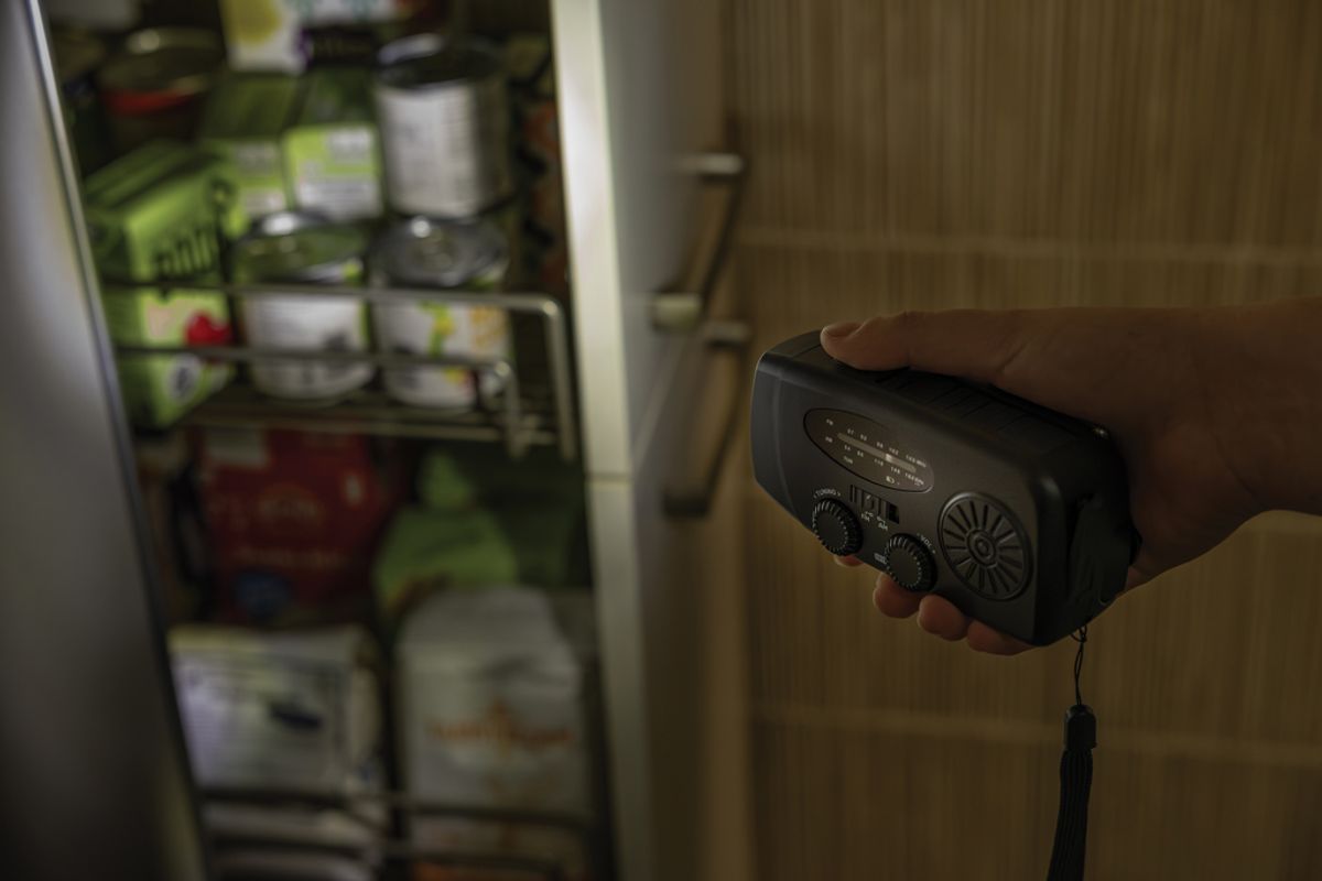 Rescuewave Rcs Recycled Plastic Emergency Radio