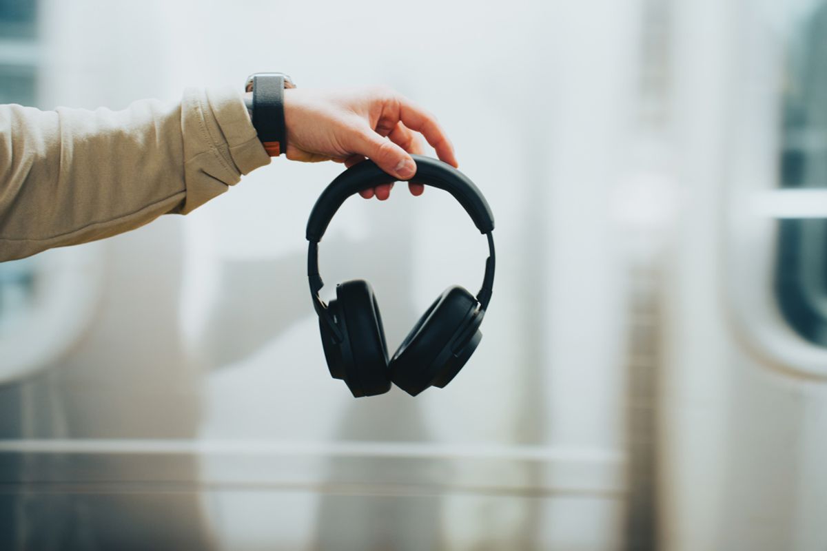 Irvine Rcs Recycled And Repairable Anc Wireless Headphone