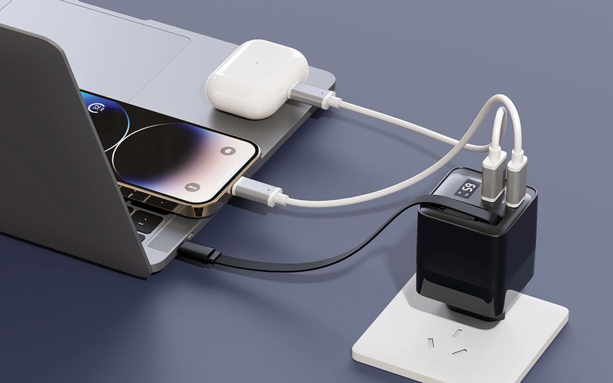 Urban Vitamin Mendocino 65W Gan Charger Retractable Cable