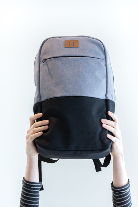 Modern 15.6" Usb & Rfid Laptop Backpack Pvc Free