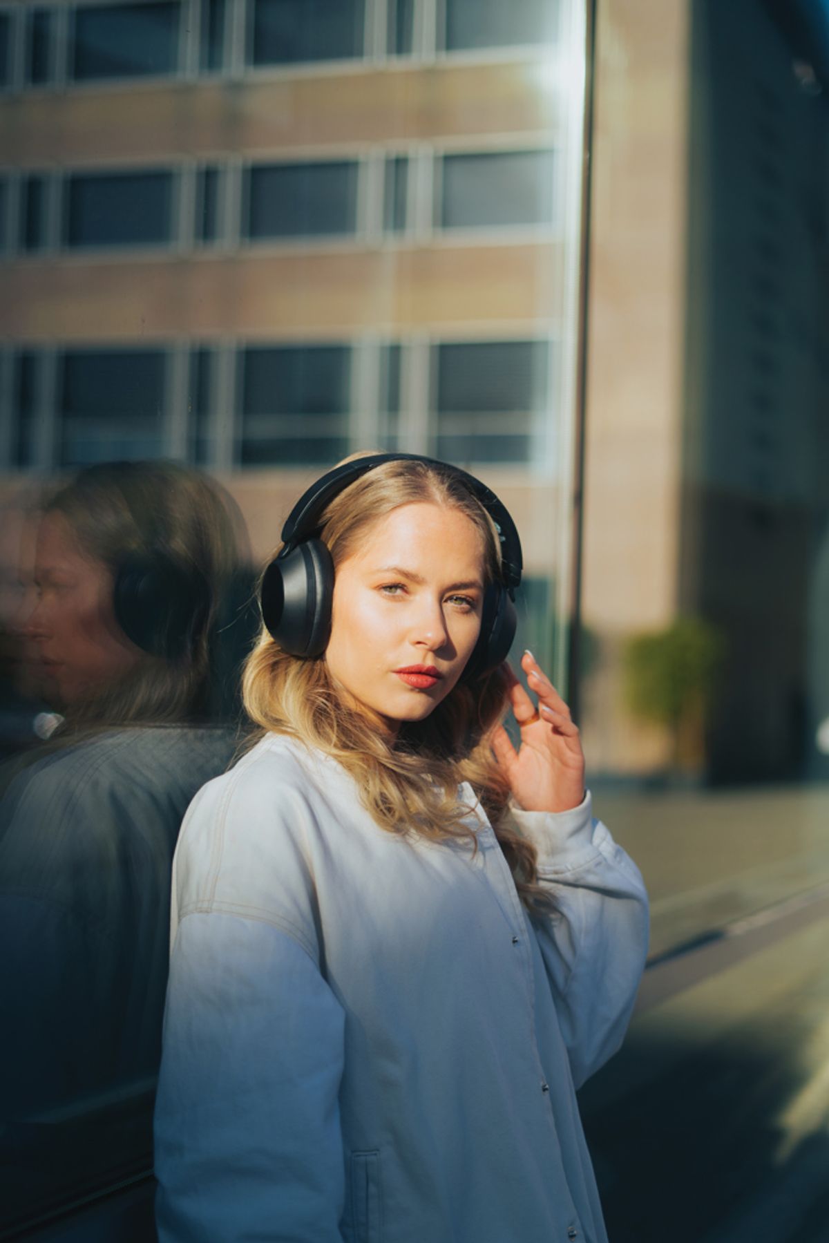 Urban Vitamin Cupertino Rcs Rplastic Anc Headphone