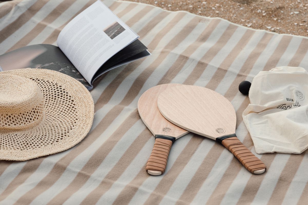 Vinga Colos Beach Tennis Game