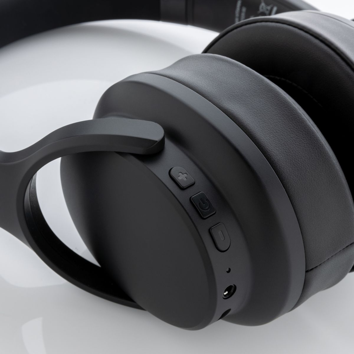 Urban Vitamin Palo Alto Rcs Rplastic Headphone