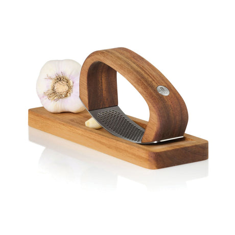 Adhoc Roccaalio Garlic Press With Chopping Board