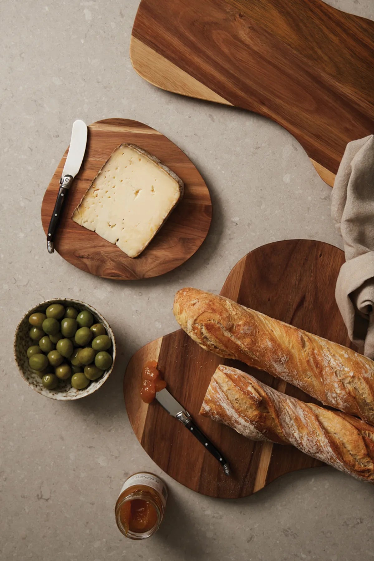 Vinga Veia Serving Board L