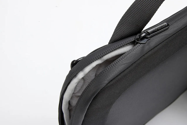 Xd Design 16 collu klēpjdatora soma