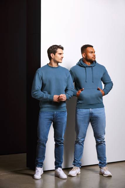 262M