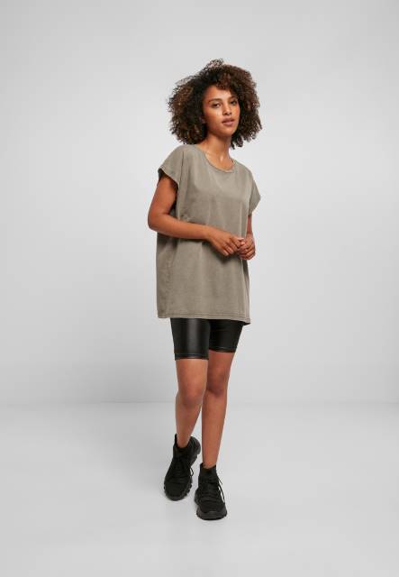 AUTORS: 053