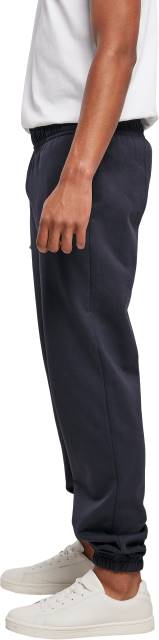 BB 002